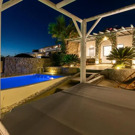 Villa Infinium Two, Sunset Views 10' From Mykonos Town! Villa Agios Stefanos (Mykonos)